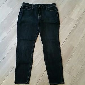 Skinny jeans
